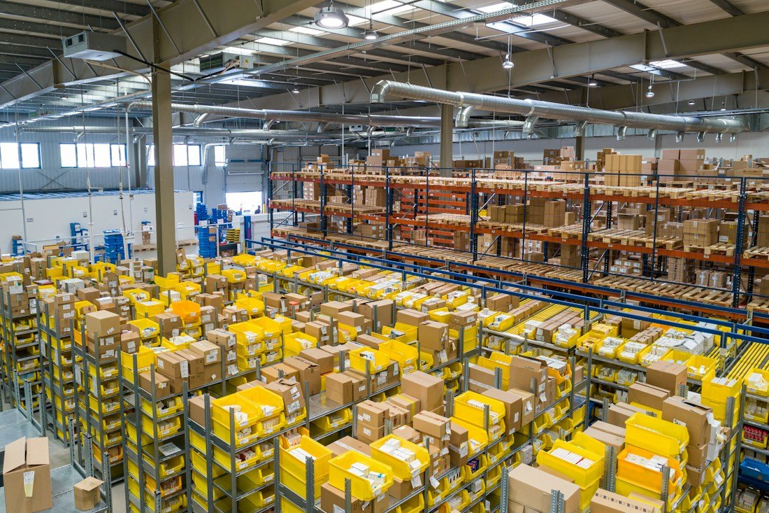 Organised logistics and material handling inside a large facility